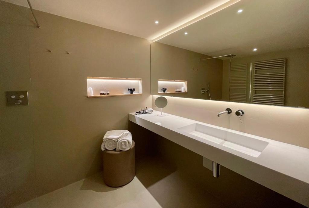 Silou Retreat Hotell Champdepraz Eksteriør bilde