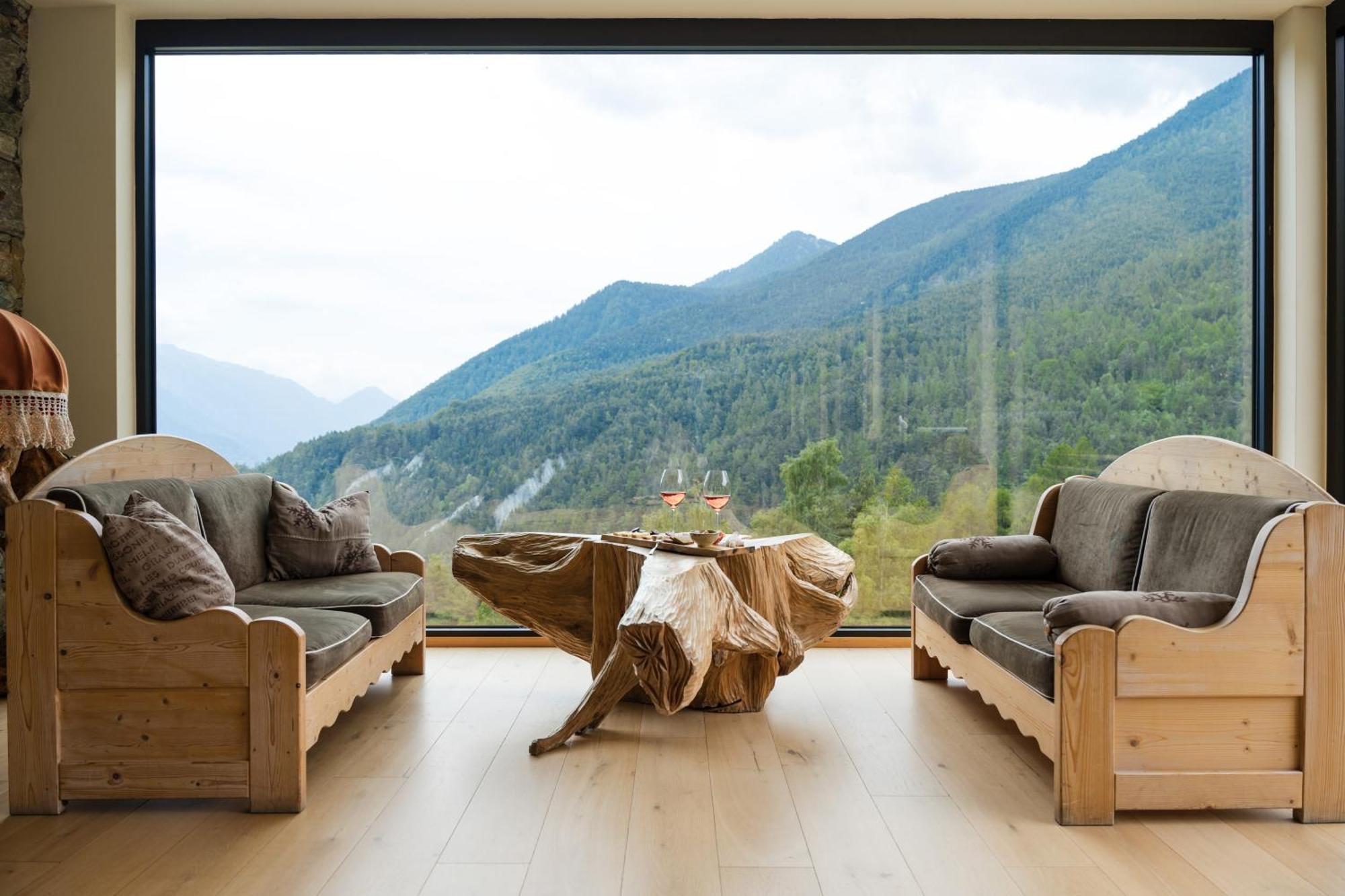 Silou Retreat Hotell Champdepraz Eksteriør bilde
