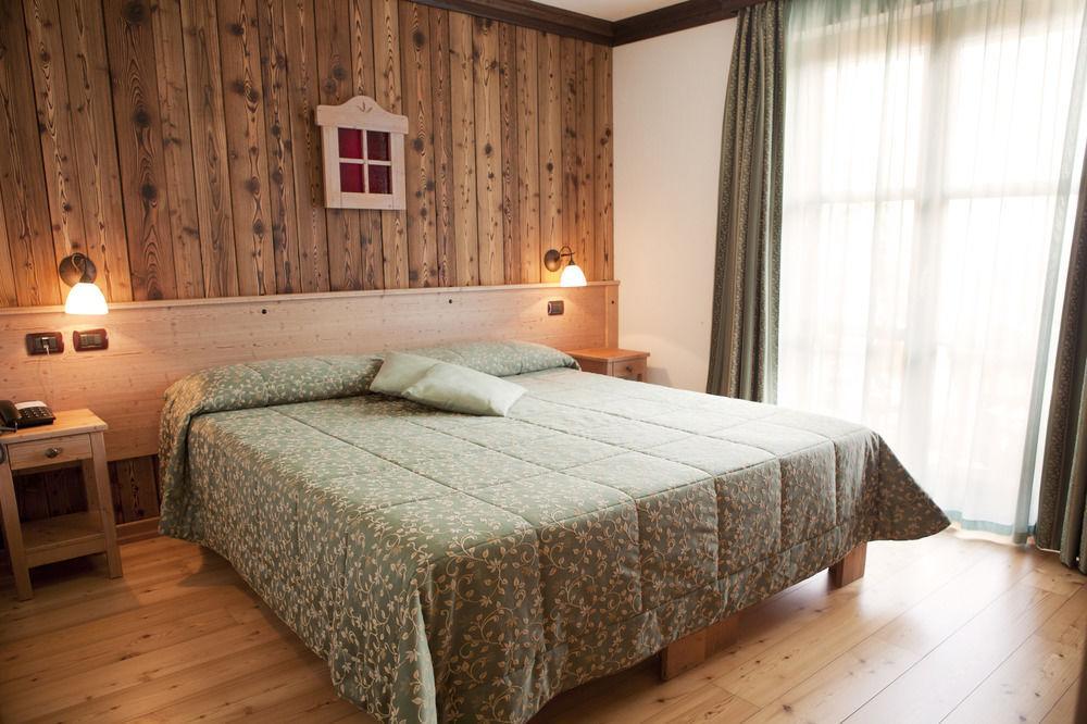Silou Retreat Hotell Champdepraz Eksteriør bilde