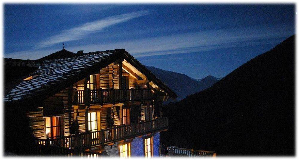 Silou Retreat Hotell Champdepraz Eksteriør bilde