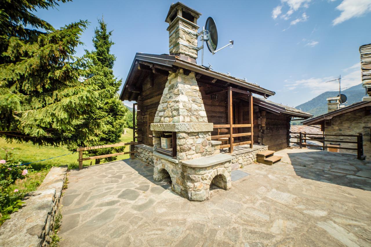 Silou Retreat Hotell Champdepraz Eksteriør bilde